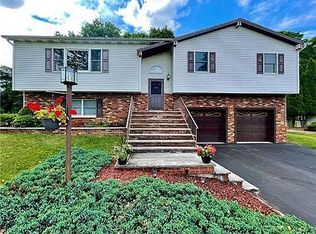 25 Berwynn Rd, Harriman, NY 10926