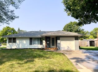 4020 30th St, Des Moines, IA 50310