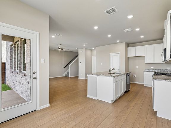 7th image of this home