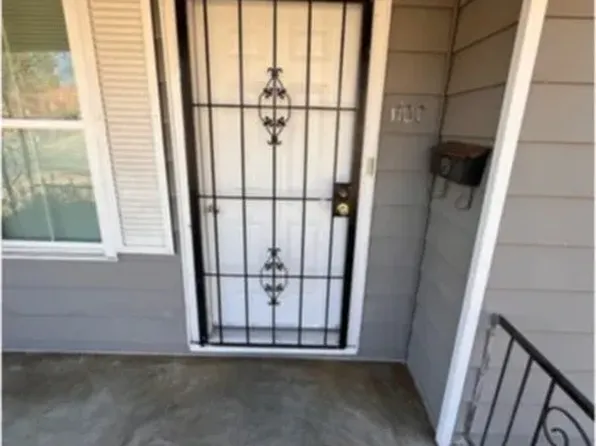 1100 W 24th St, North Little Rock, AR 72114
