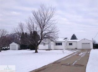 2559 E French Rd, Saint Johns, MI 48879