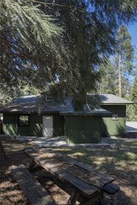 705 Clubhouse Dr, Twin Peaks, CA, 92391
