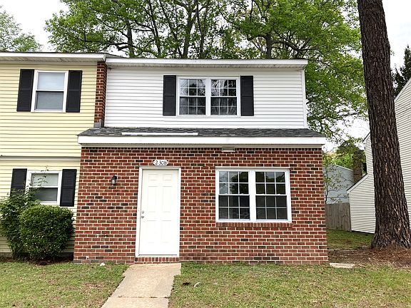 2nd image of 2308 Sedgewick Dr