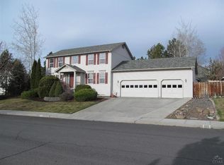 3672 SW Volcano Ave, Redmond, OR 97756