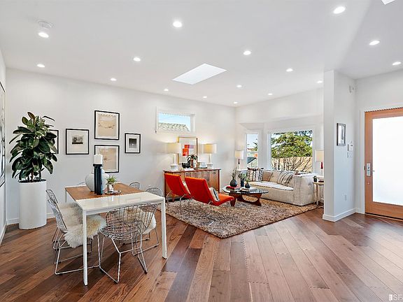 4th image of 165 Elm Ave