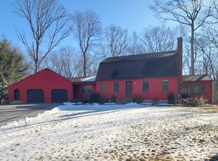 11 Barrett Ln, Bellingham, MA 02019