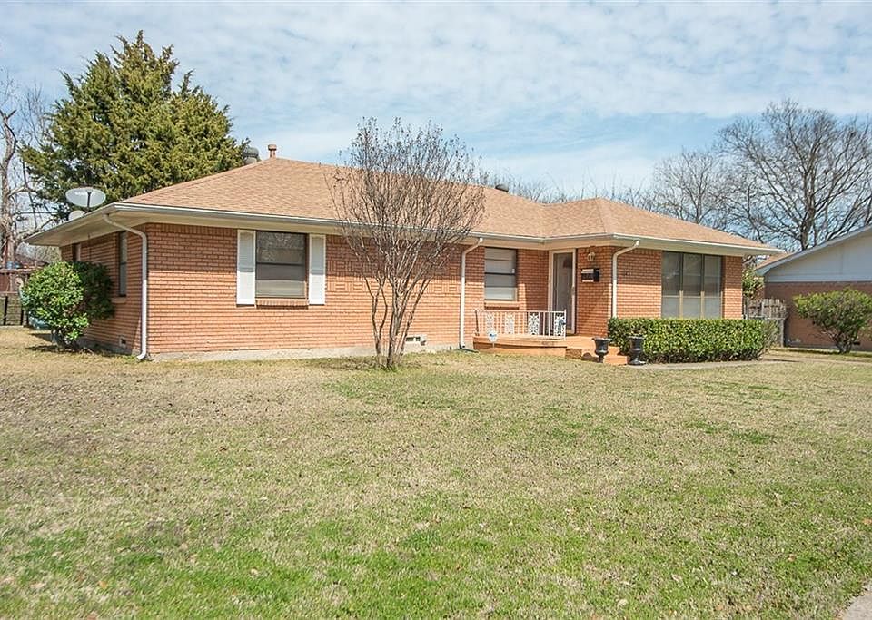 1st image of 1843 Riverway Pl