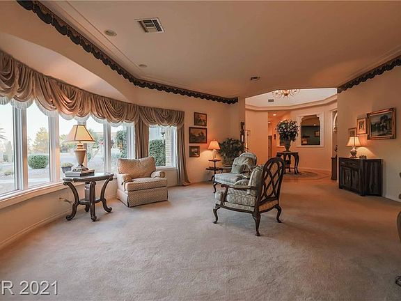 5th image of 8485 Del Vista Ct