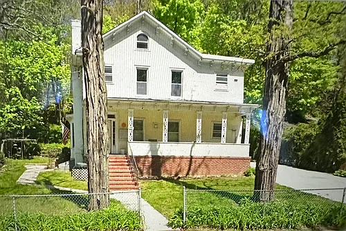 359 Main St #A Photo 1 359 Main St #A Photo 1