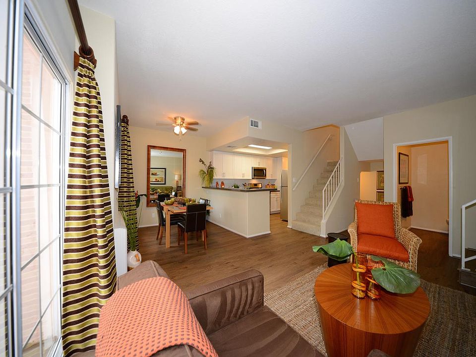 1st image of 6091 Crape Myrtle Ct