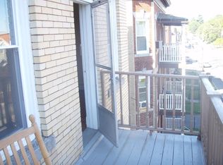 41 Bond St #2W, Hartford, CT 06114