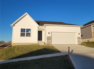 2610 Chan Dr, Adel, IA 50003