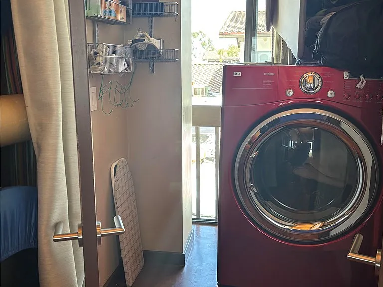 5327 Marina Pacifica Dr #KEY19 — Photo 26
