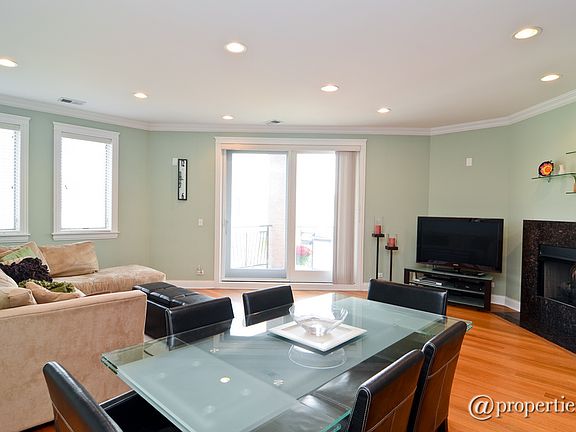 Living Room/Dining Room