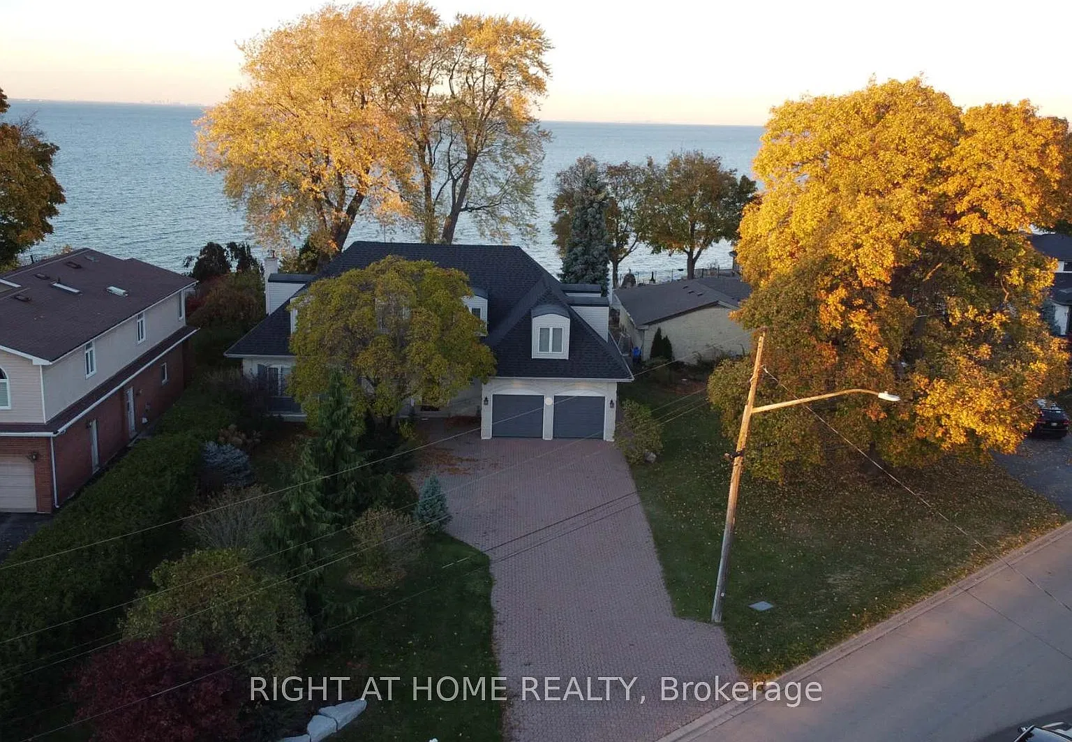 1 bed, $2,000 — Photo 1