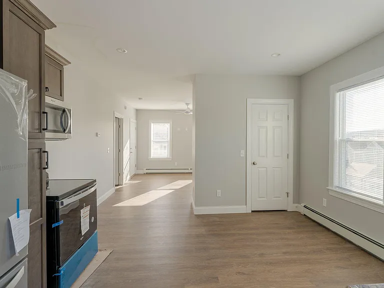 59 Fairlawn Ave #3 — Photo 7