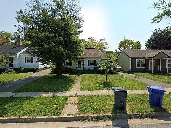 2nd image of 1020 Oak Hill Dr