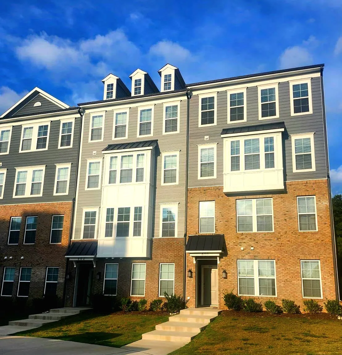 3 bed, 1596 sqft, $1,875 — Photo 1
