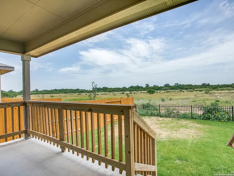 405 Middle Green Loop — Photo 10