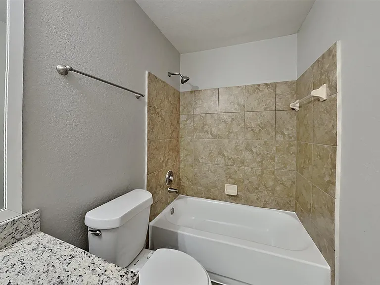 6431 Hardwood Dale Way Dr — Photo 18