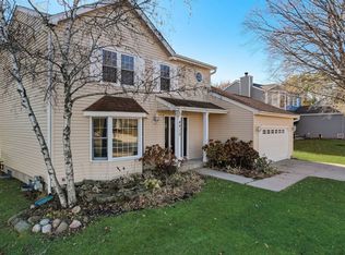 4913 W Glenbrook Trl, McHenry, IL 60050