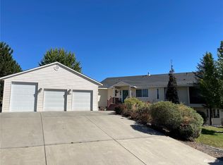 610 Quassia Rd, Omak, WA 98841