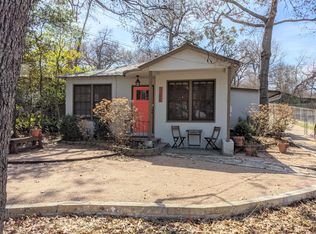 909 Daniel Dr, Austin, TX 78704
