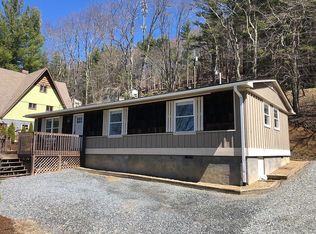 225 Apache St, Newland, NC 28657