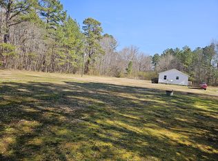 90 Saunders Rd, Emporia, VA 23847