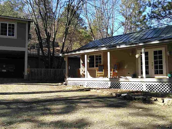 2nd image of 326 Lockhaven Dr