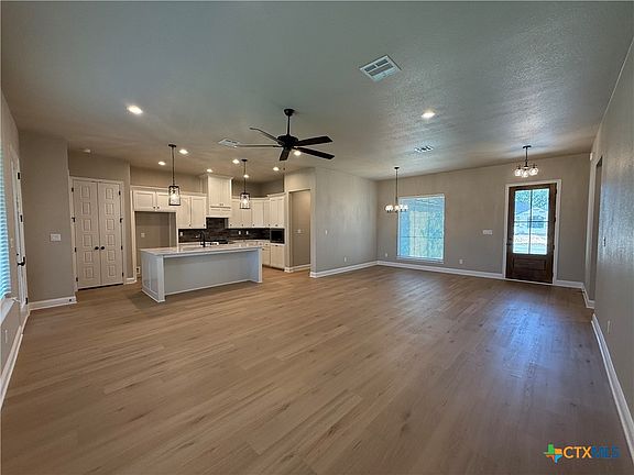 5th image of 1331 Shirley Faye Ln