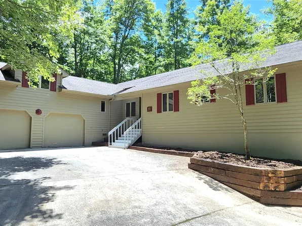 55 Unole Ct, Brevard, NC 28712
