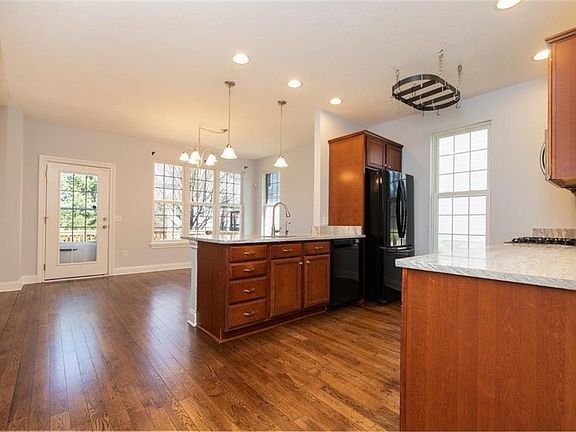 4th image of 26815 Rue Saint Gabriel Ct