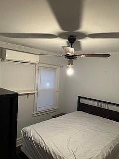 5th image of 6807 Bay Cliff Ter