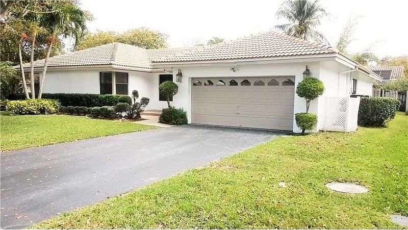 1st image of 4644 NW 66th Dr