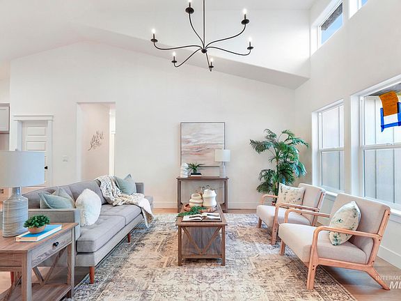 3rd image of 889 Adamite Rd