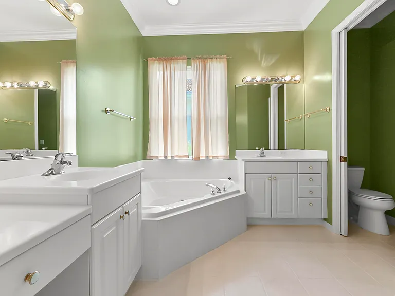 2464 Sailfish Cove Dr — Photo 16