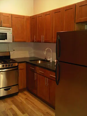 Rented by Bloom Real Estate Group | media 15