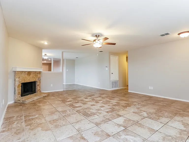2501 Mill Springs Pass — Photo 3