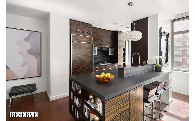 Sold by Reserve | media 4