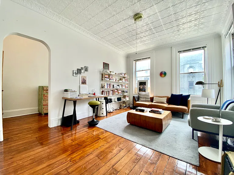 233 Wythe Ave #2 — Photo 2