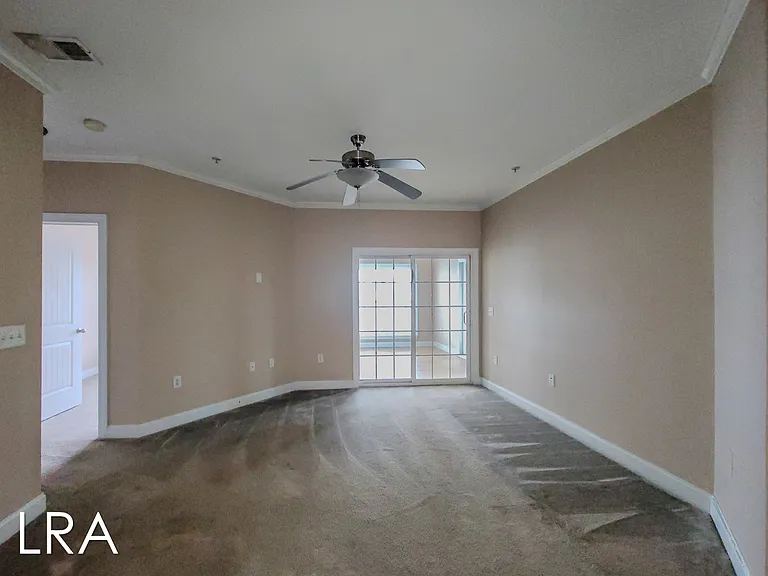 300 Gateway Dr #346 — Photo 8