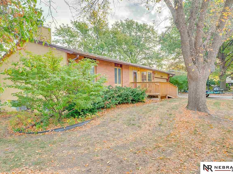 2nd image of 1200 Argyll Pl