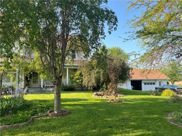 21691 230th St, Maryville, MO 64468