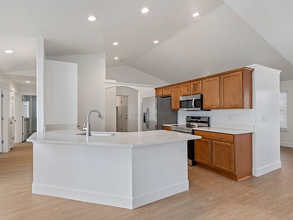 3rd image of 6583 W Scarlet Oak Dr
