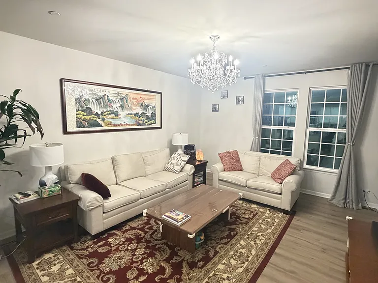 786 Weller Dr — Photo 10