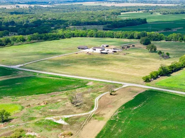 12604 State Highway 152, La Cygne, KS 66040