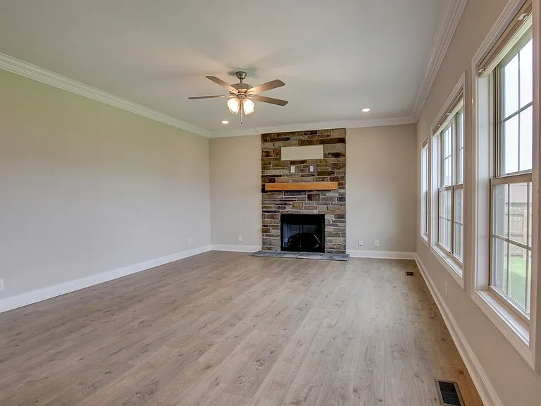 230 Cotoneaster Ln — Photo 62