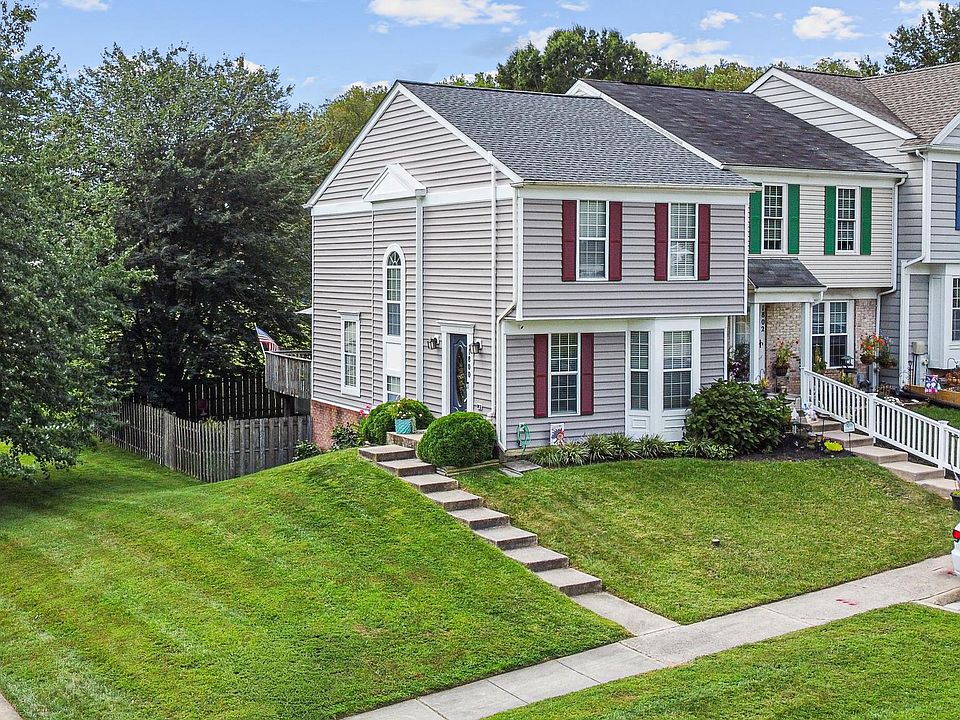 1st image of 1800 Oxford Sq