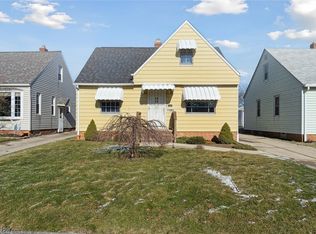 11903 Crofton Rd, Garfield Heights, OH 44125